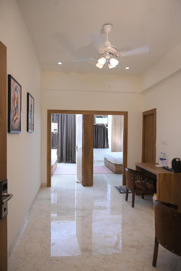 Vrindāvan The Govindam Resort מראה חיצוני תמונה