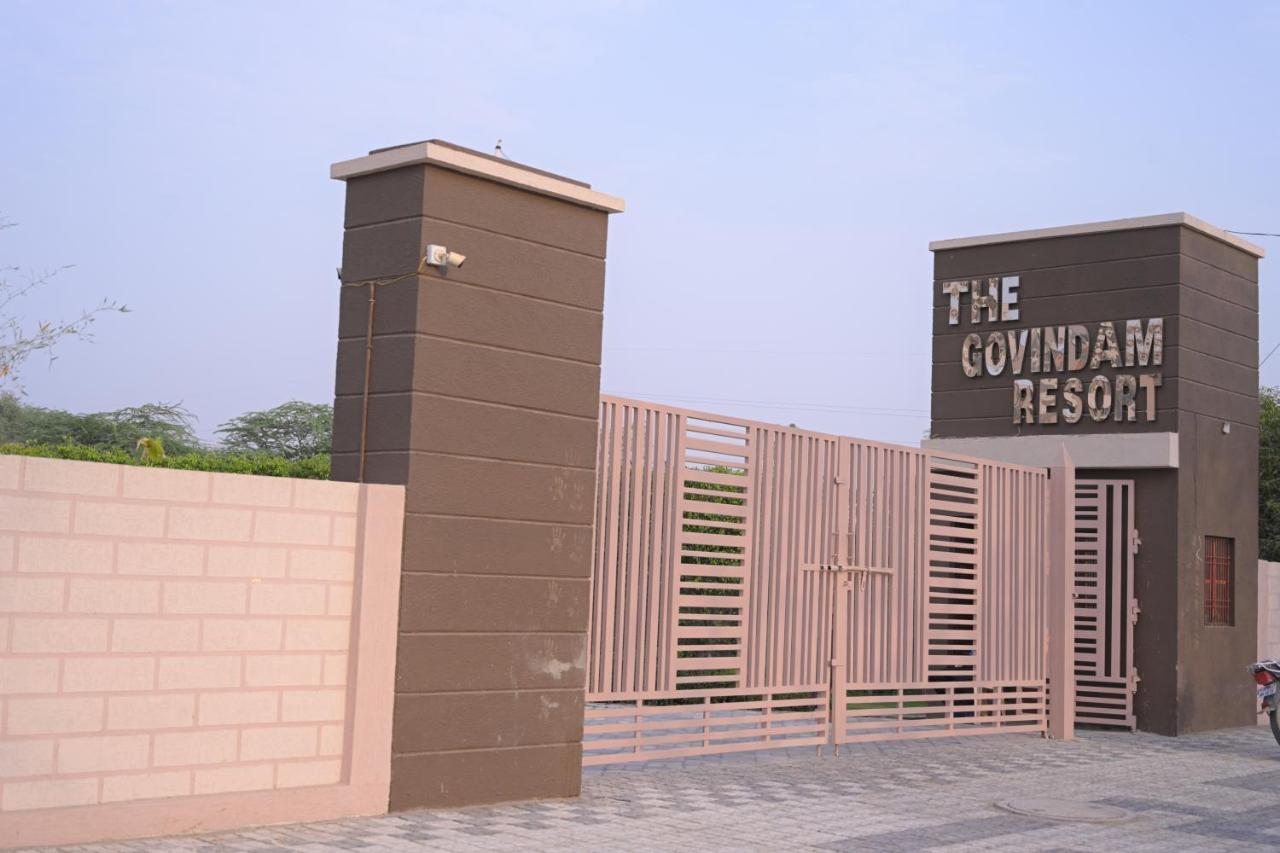 Vrindāvan The Govindam Resort מראה חיצוני תמונה