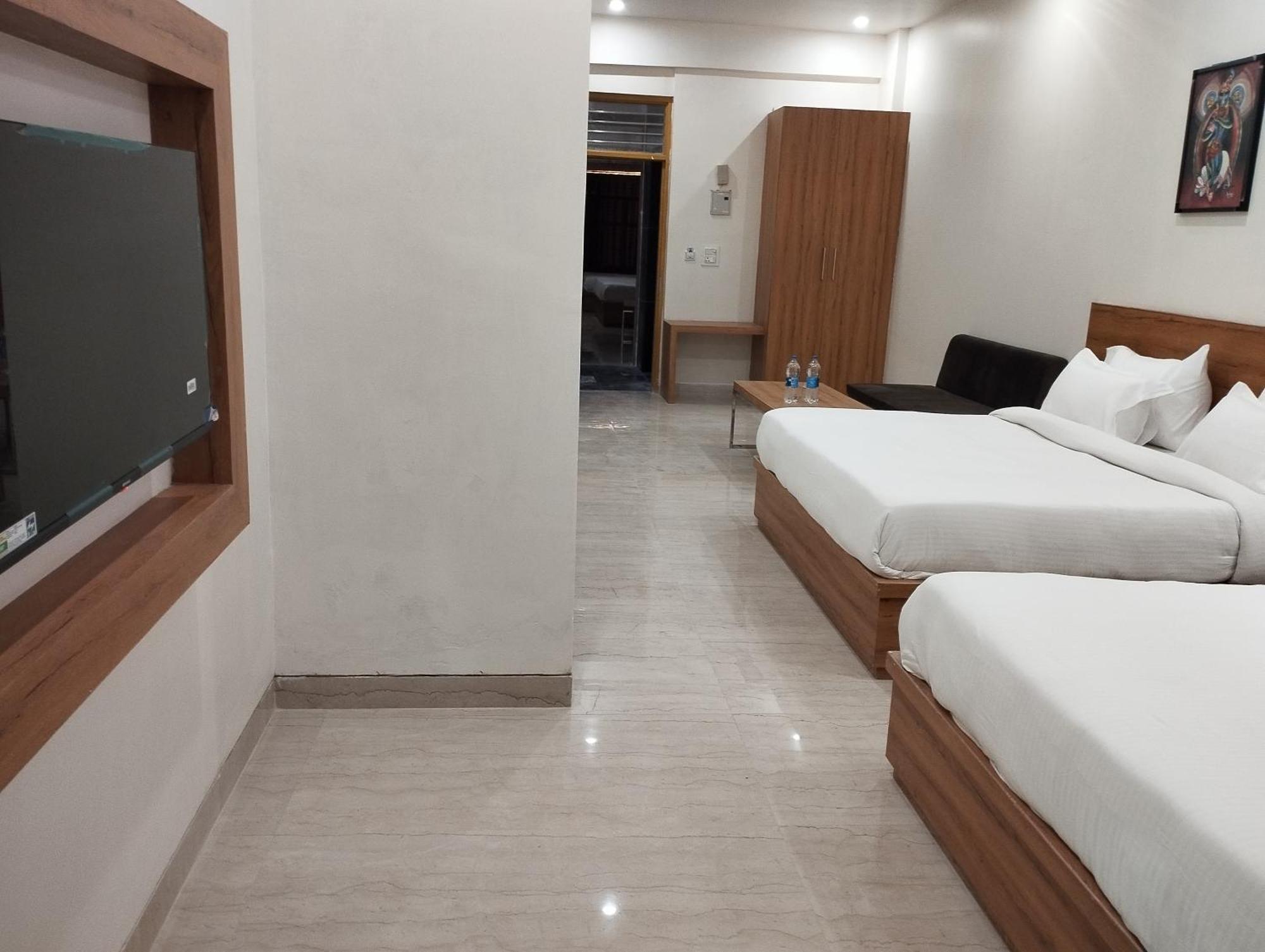 Vrindāvan The Govindam Resort חדר תמונה