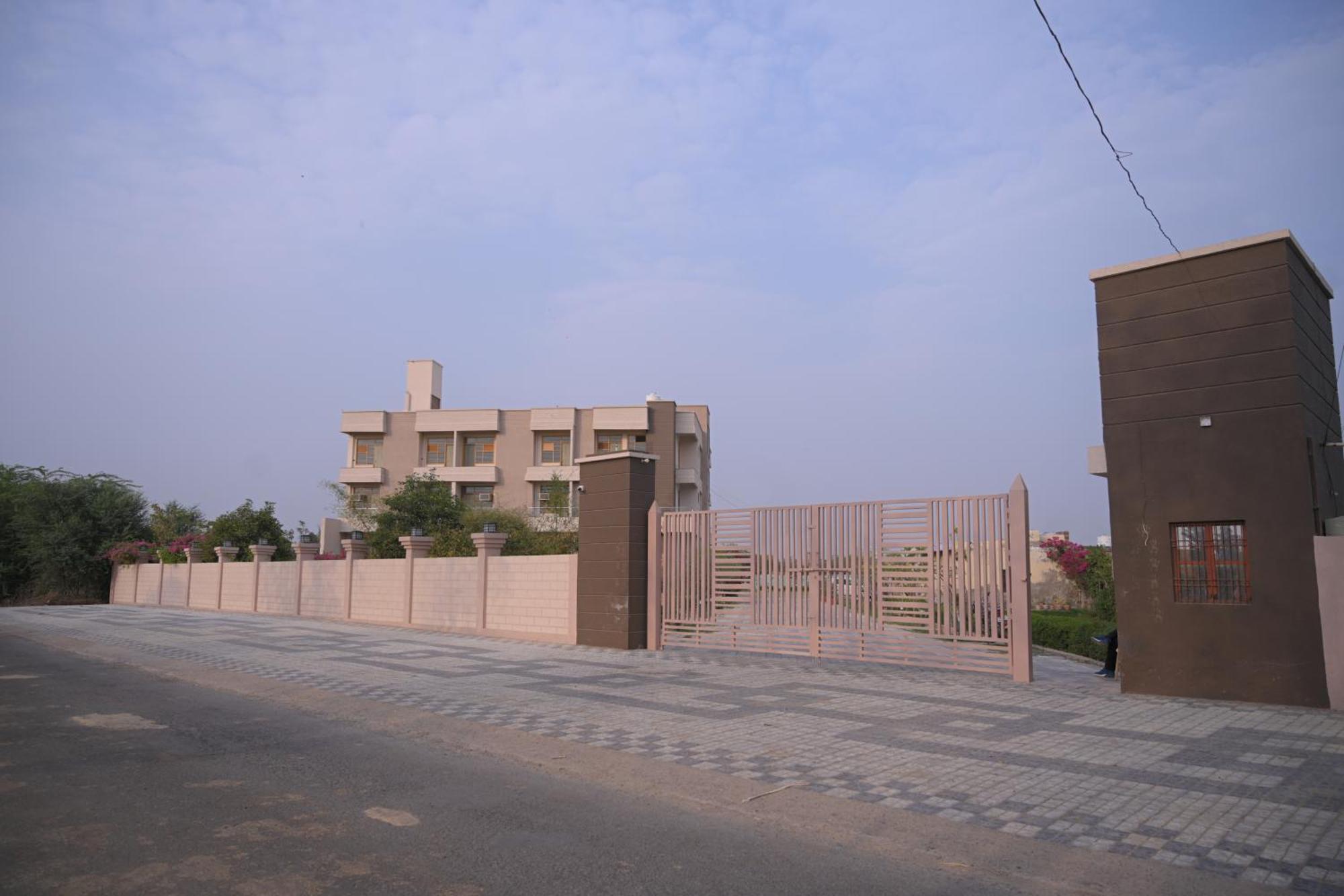 Vrindāvan The Govindam Resort מראה חיצוני תמונה